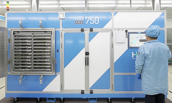 HZO PRO750 Parylene Coating Equipment