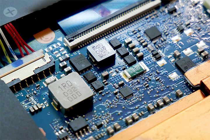 circuit board coated with high dielectric strength parylene